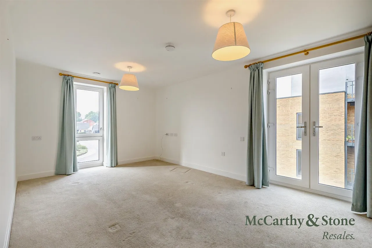 Off the Gosford Road, Beccles, NR34, photo 2