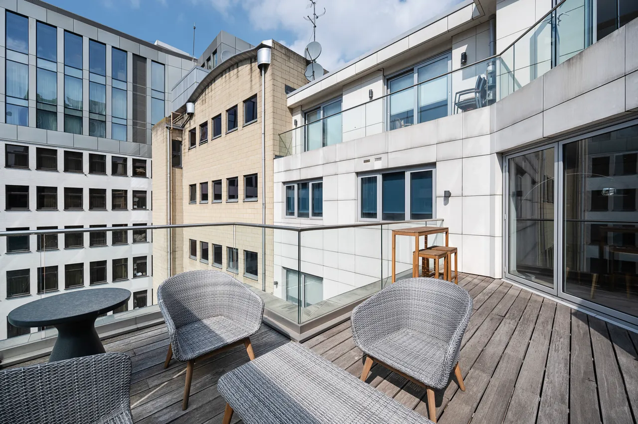 Flat 6, 34 Worship Street, London, photo 4