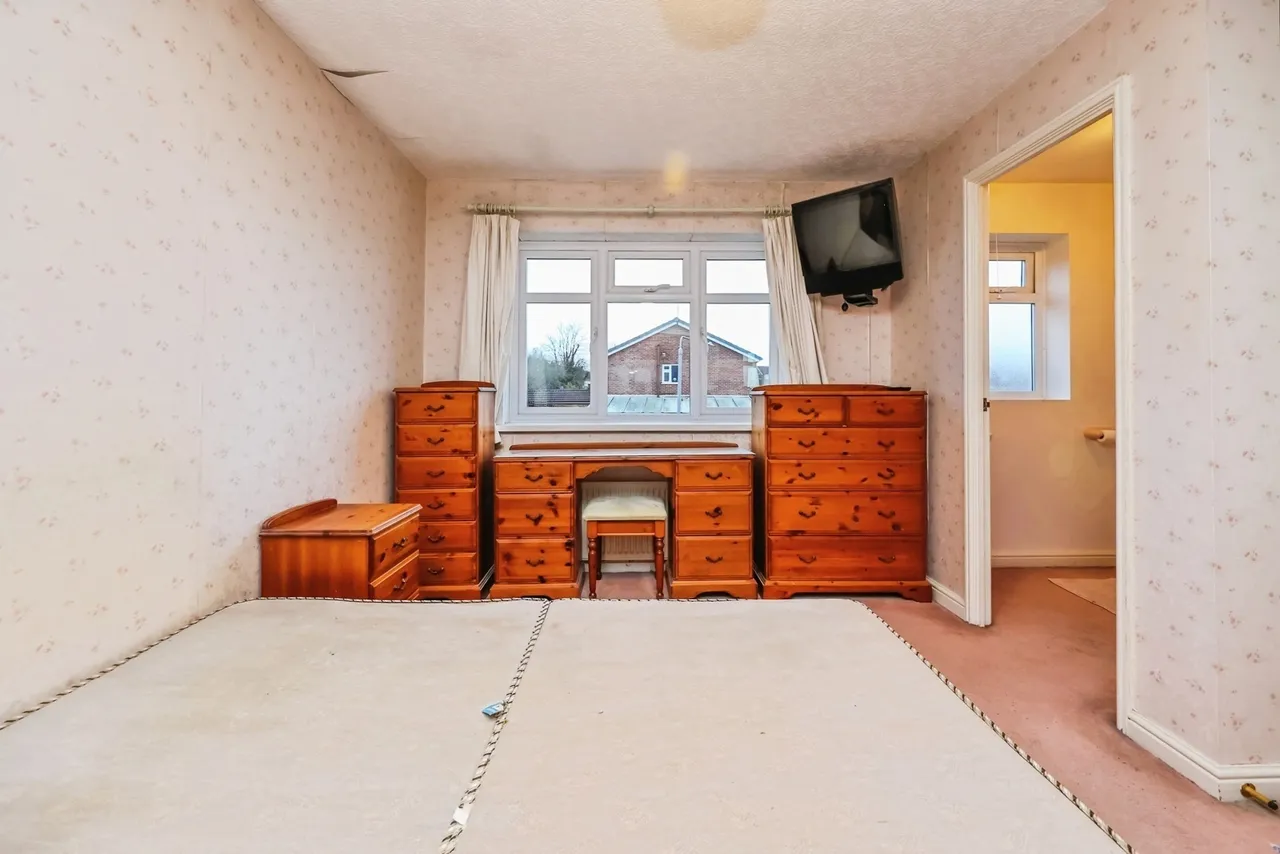 Minster Close, Hucknall, Nottingham, Nottinghamshire, NG15, photo 11