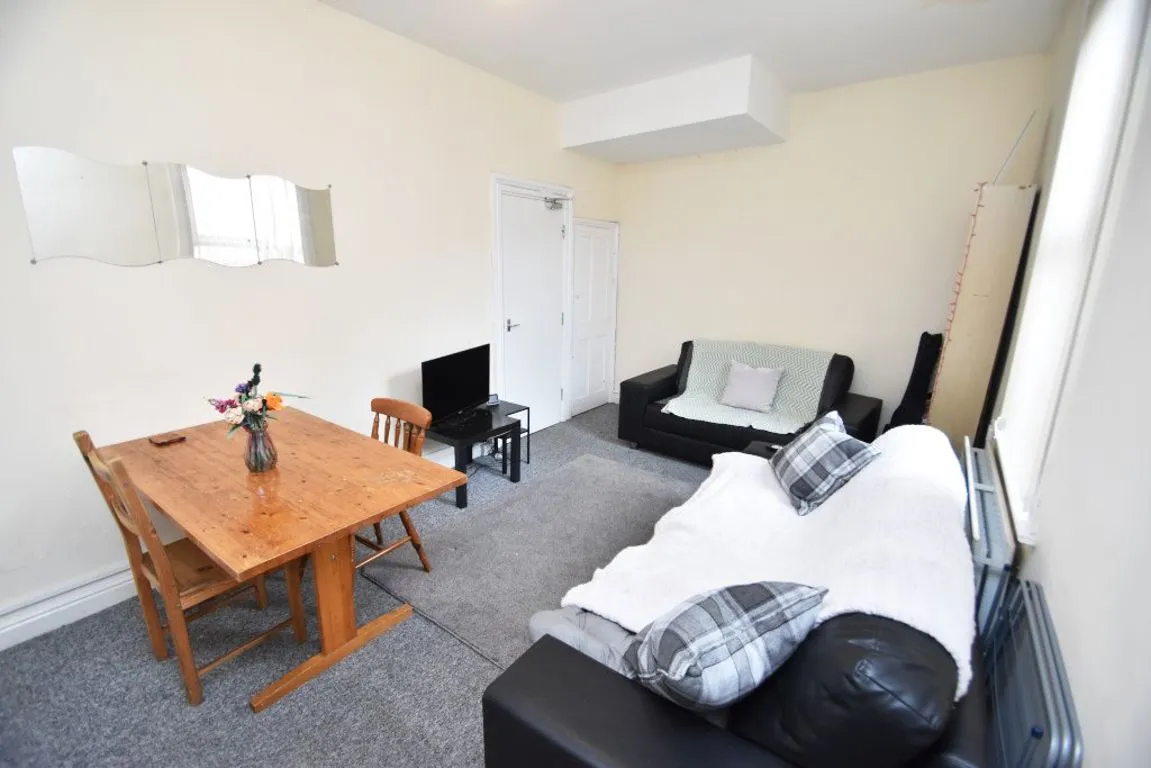 East Atherton Street, Durham, DH1, photo 2