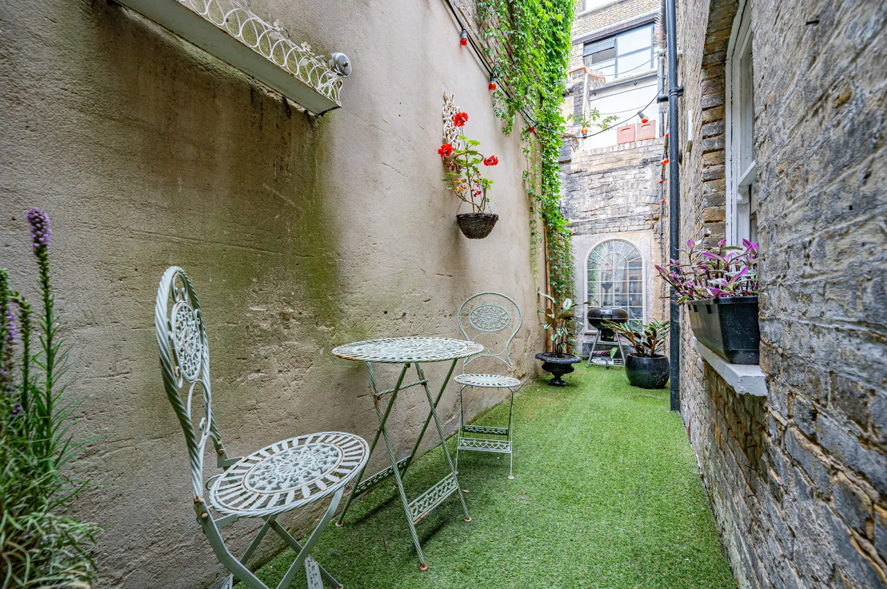 55 Derbyshire Street, London, photo 4