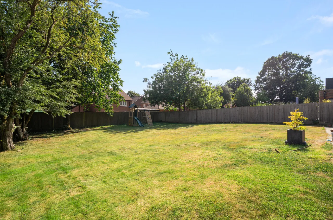 Boyneswood Road, Medstead, GU34, photo 17
