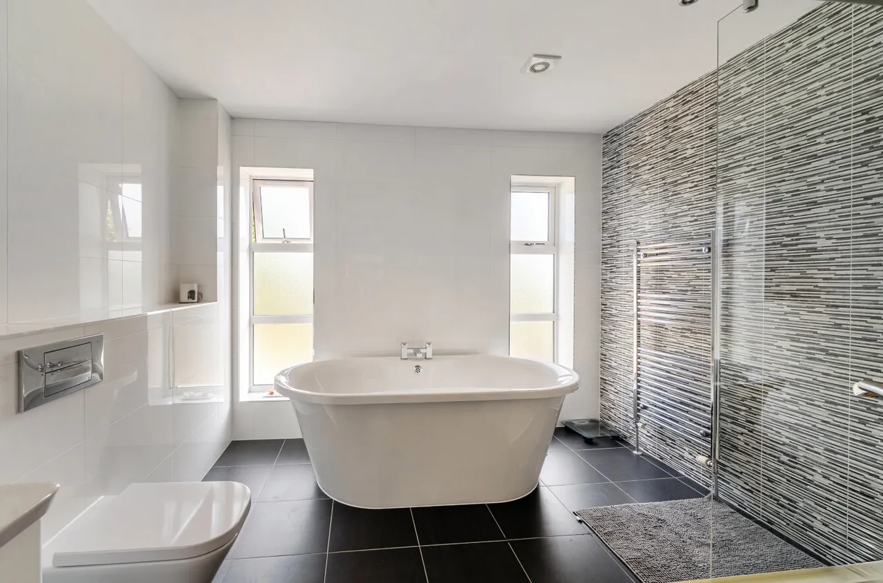 Boyneswood Road, Medstead, GU34, photo 7
