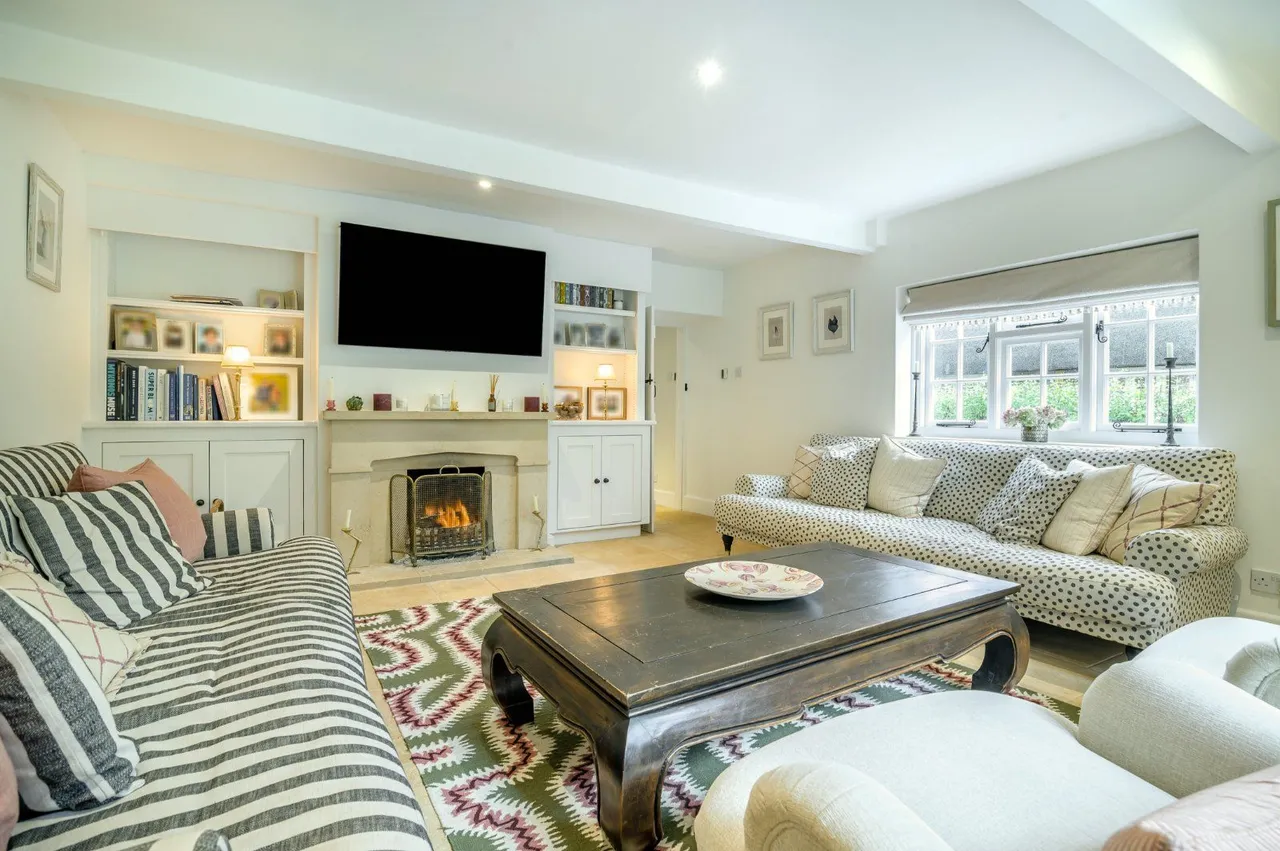 Ebbesbourne Wake, Salisbury, Wiltshire, SP5 5JQ, photo 2