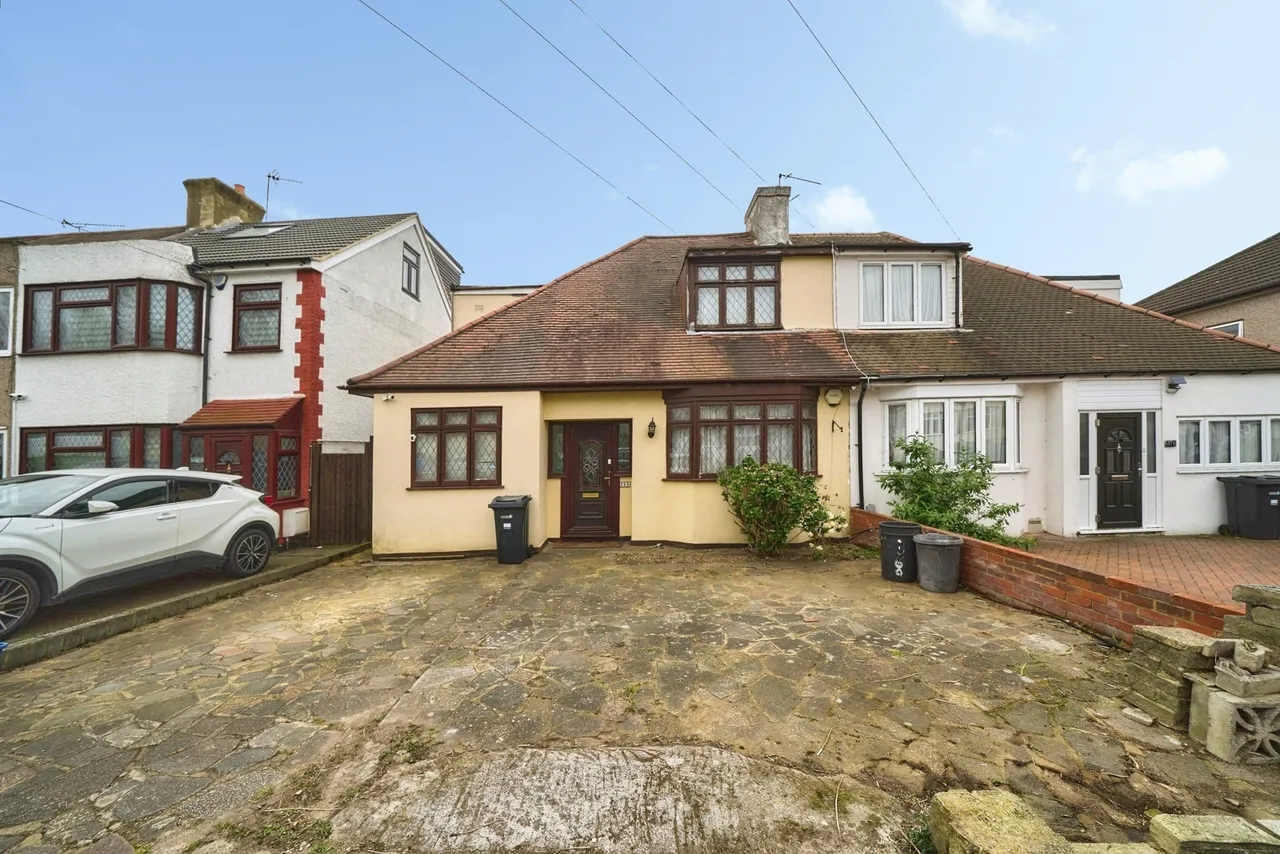 5 bed house for sale — Roding Lane North, Woodford Green, IG8