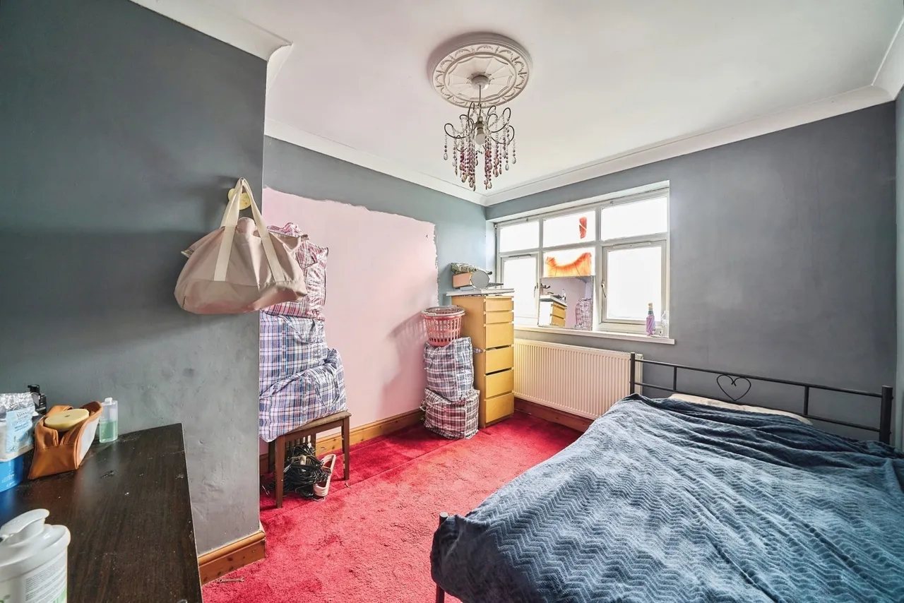 Roding Lane North, Woodford Green, IG8, photo 9