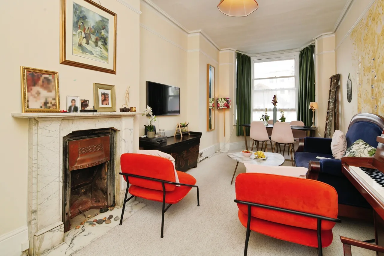 18-19 Adelaide Crescent, Hove, photo 3