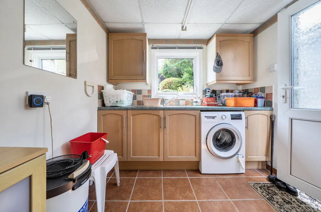 Old Lodge Lane, Purley CR8 4AN, photo 8