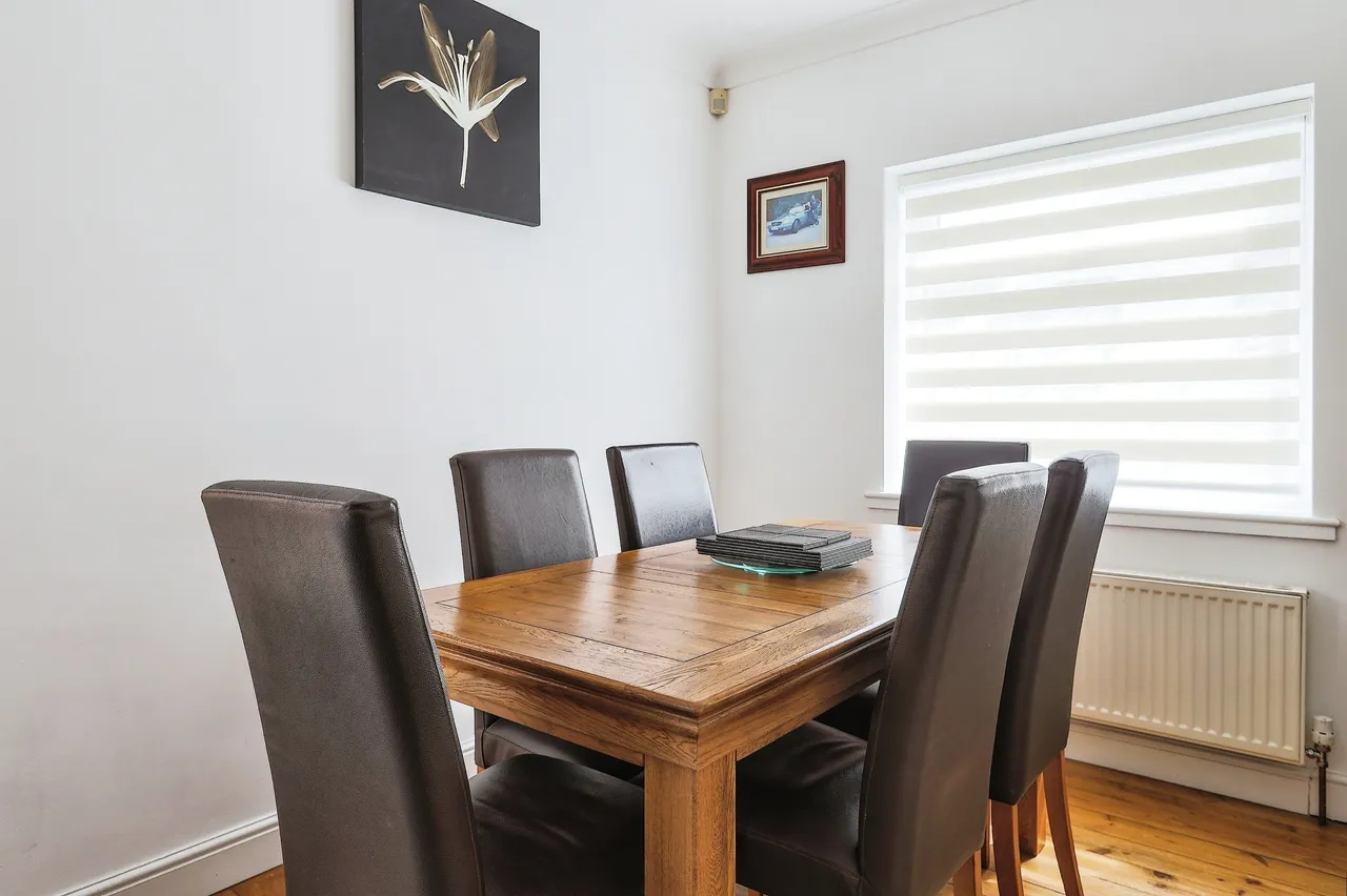 Cale Close, Tamworth, Staffordshire, B77, photo 8