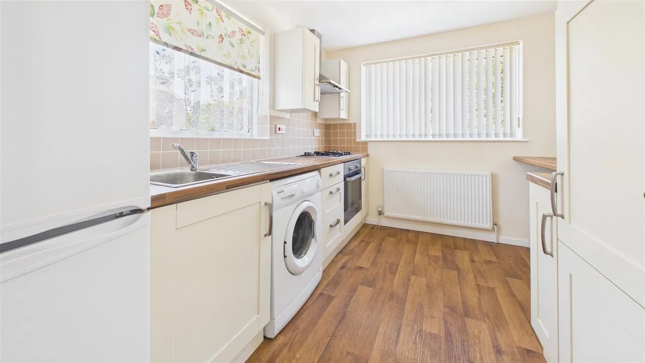 Torfrida Drive, Bourne, photo 10