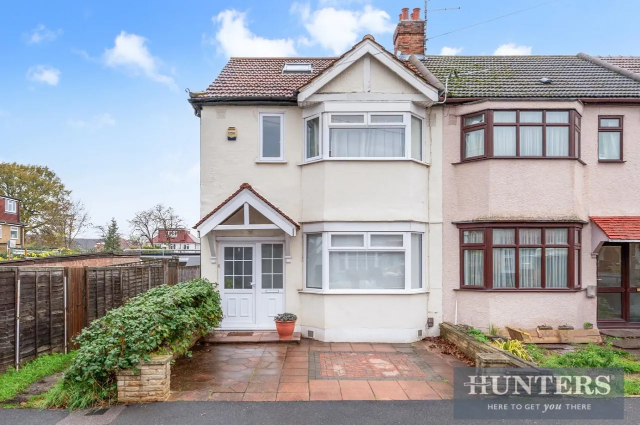 4 bed house for sale — Tennyson Avenue, New Malden, KT3 6NA