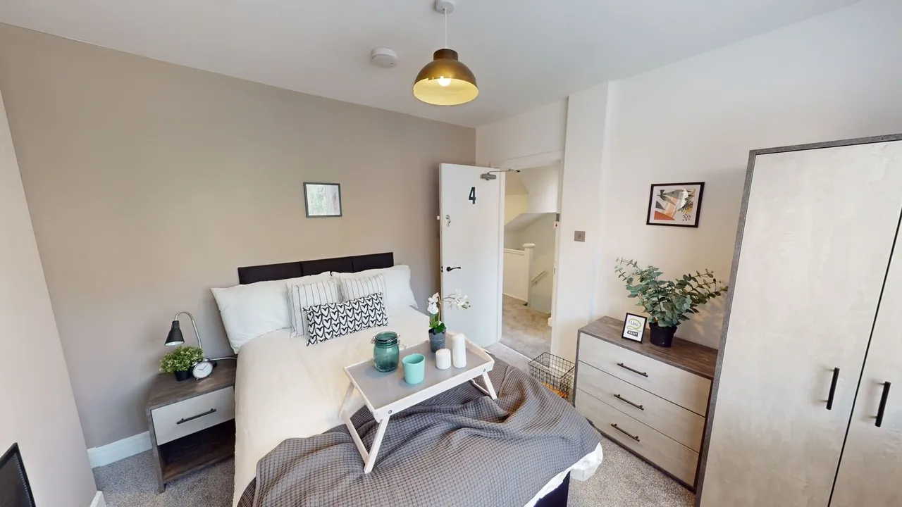Harrington Drive, Nottingham, NG7, photo 16
