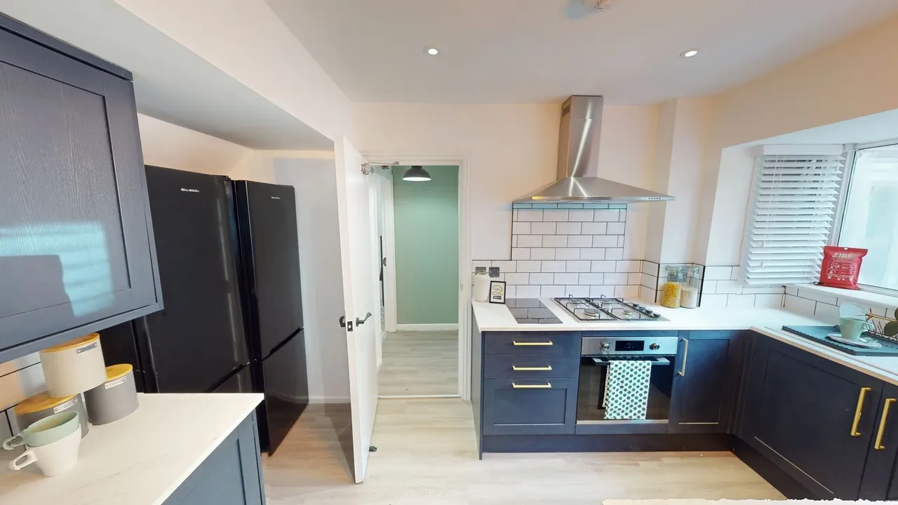 Harrington Drive, Nottingham, NG7, photo 9
