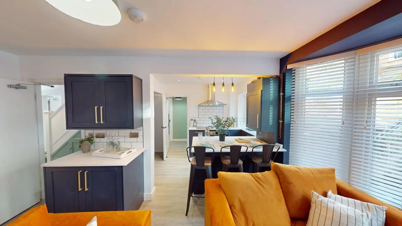 Harrington Drive, Nottingham, NG7, photo 8