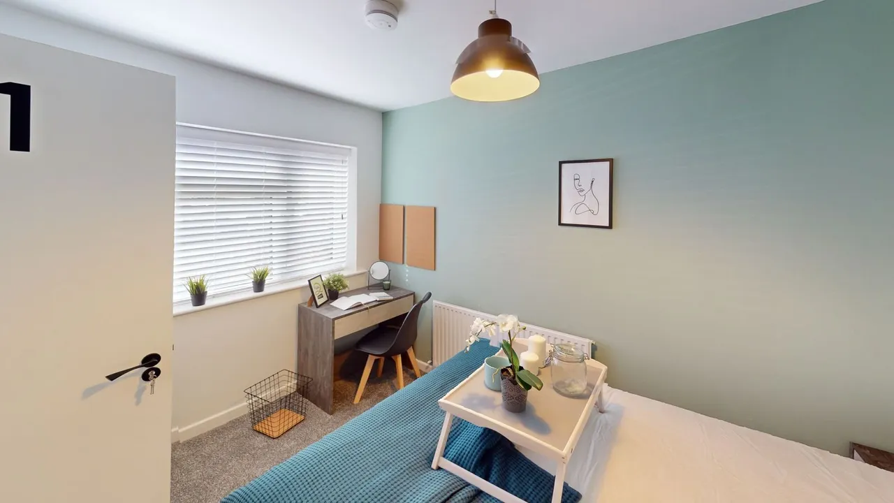 Harrington Drive, Nottingham, NG7, photo 32