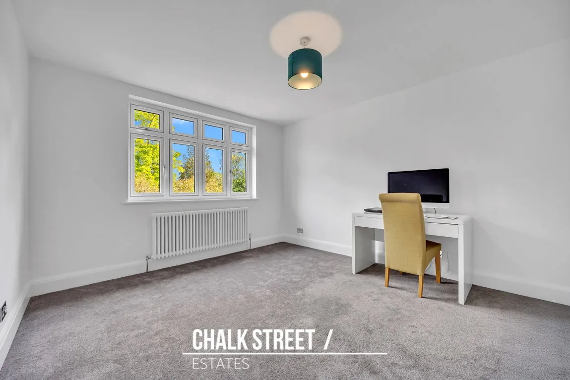 Rockingham Avenue, Hornchurch, RM11, photo 13