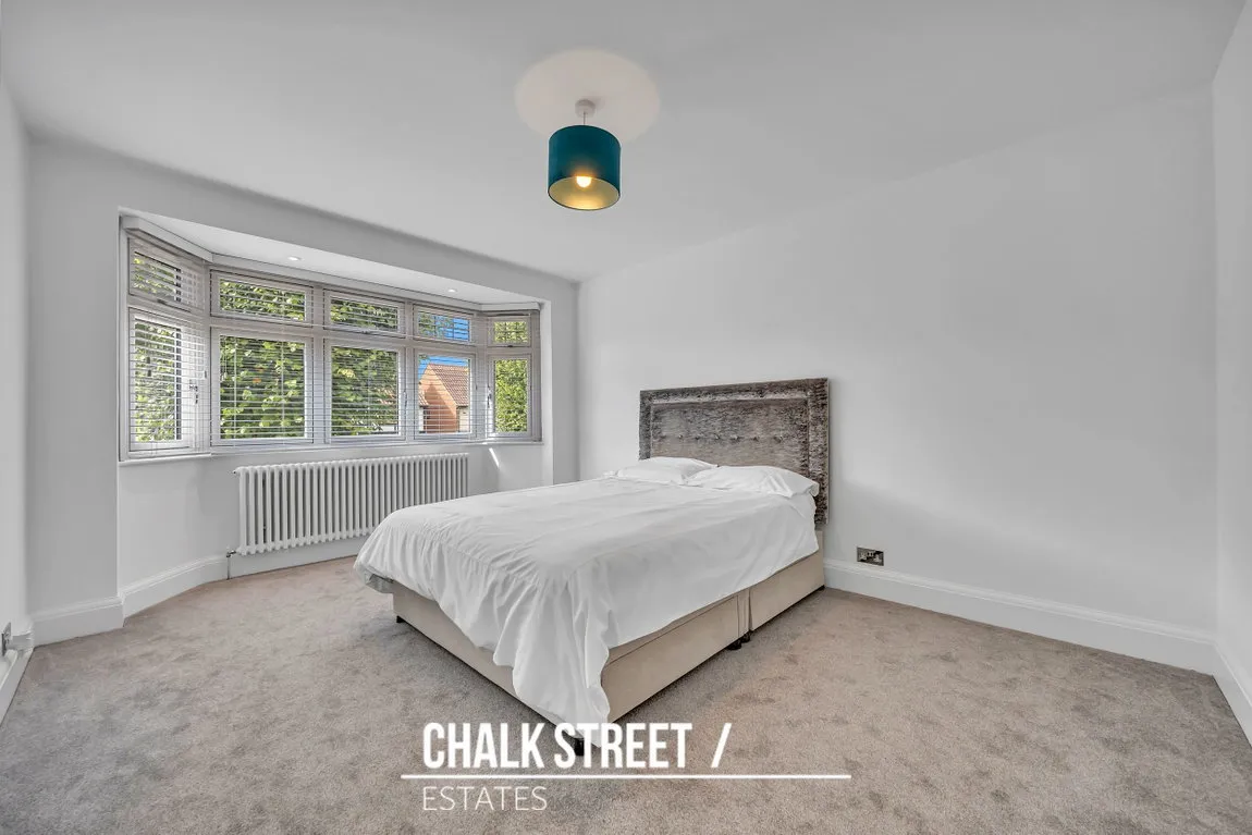 Rockingham Avenue, Hornchurch, RM11, photo 11