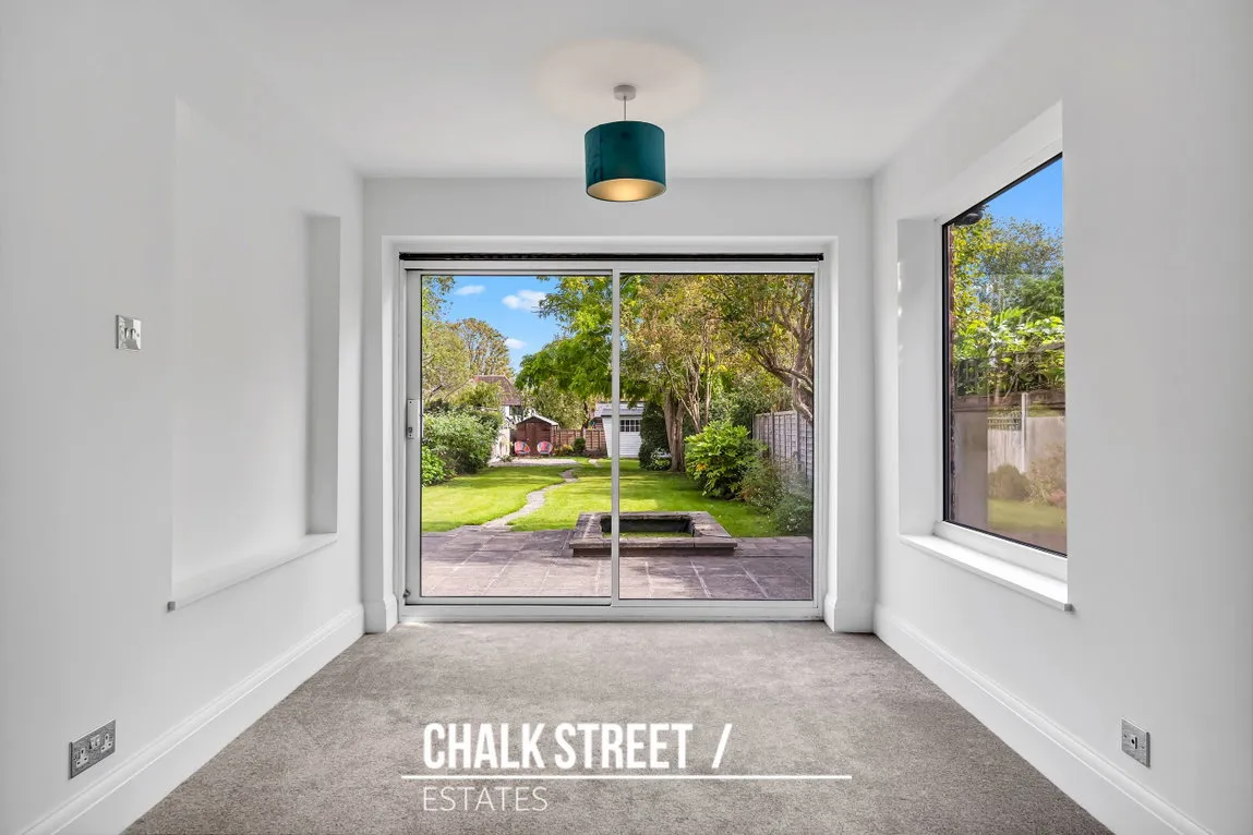 Rockingham Avenue, Hornchurch, RM11, photo 8