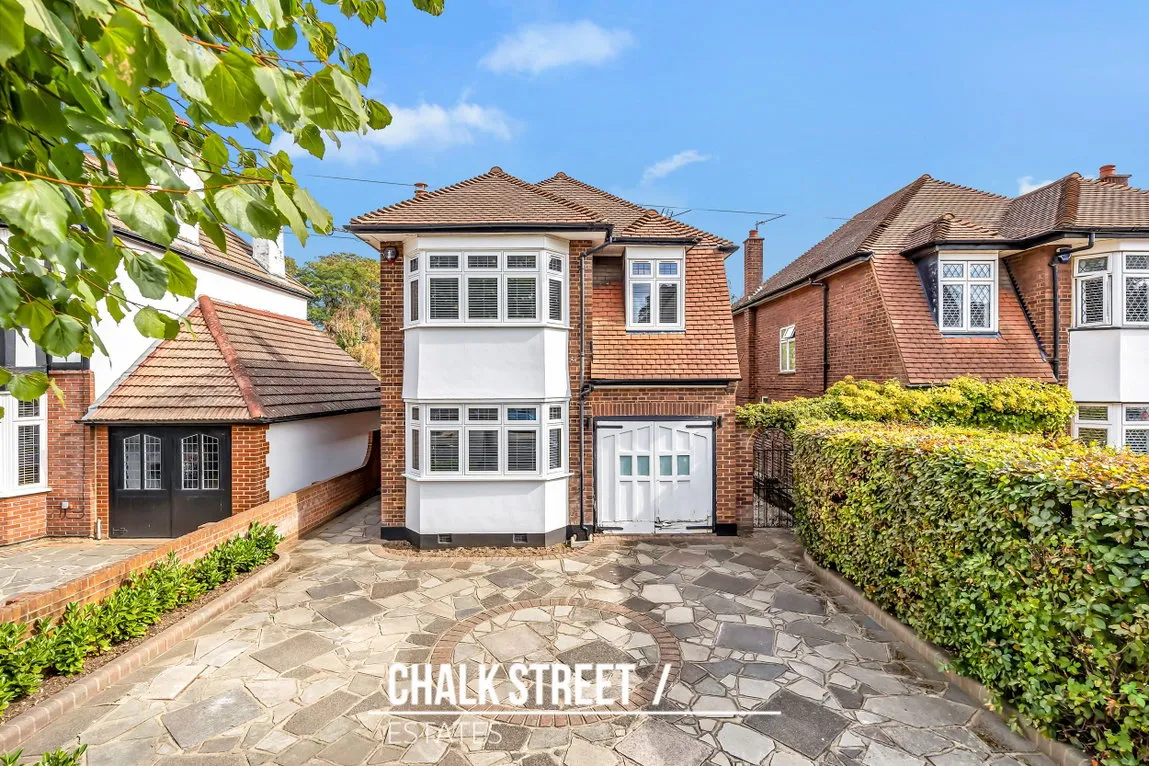 Rockingham Avenue, Hornchurch, RM11, photo 25