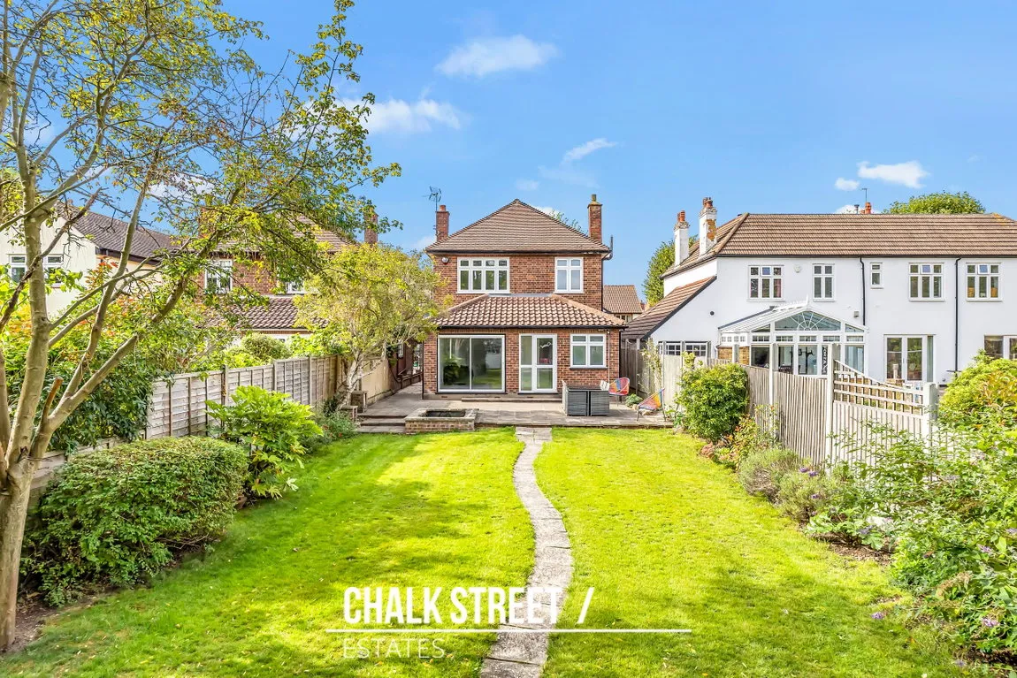 Rockingham Avenue, Hornchurch, RM11, photo 20