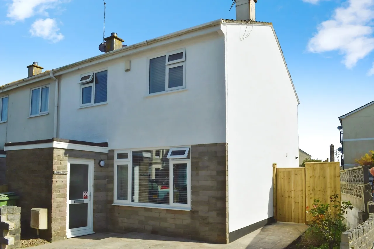 3 bed property for sale, Queens Road, Brixham, TQ5