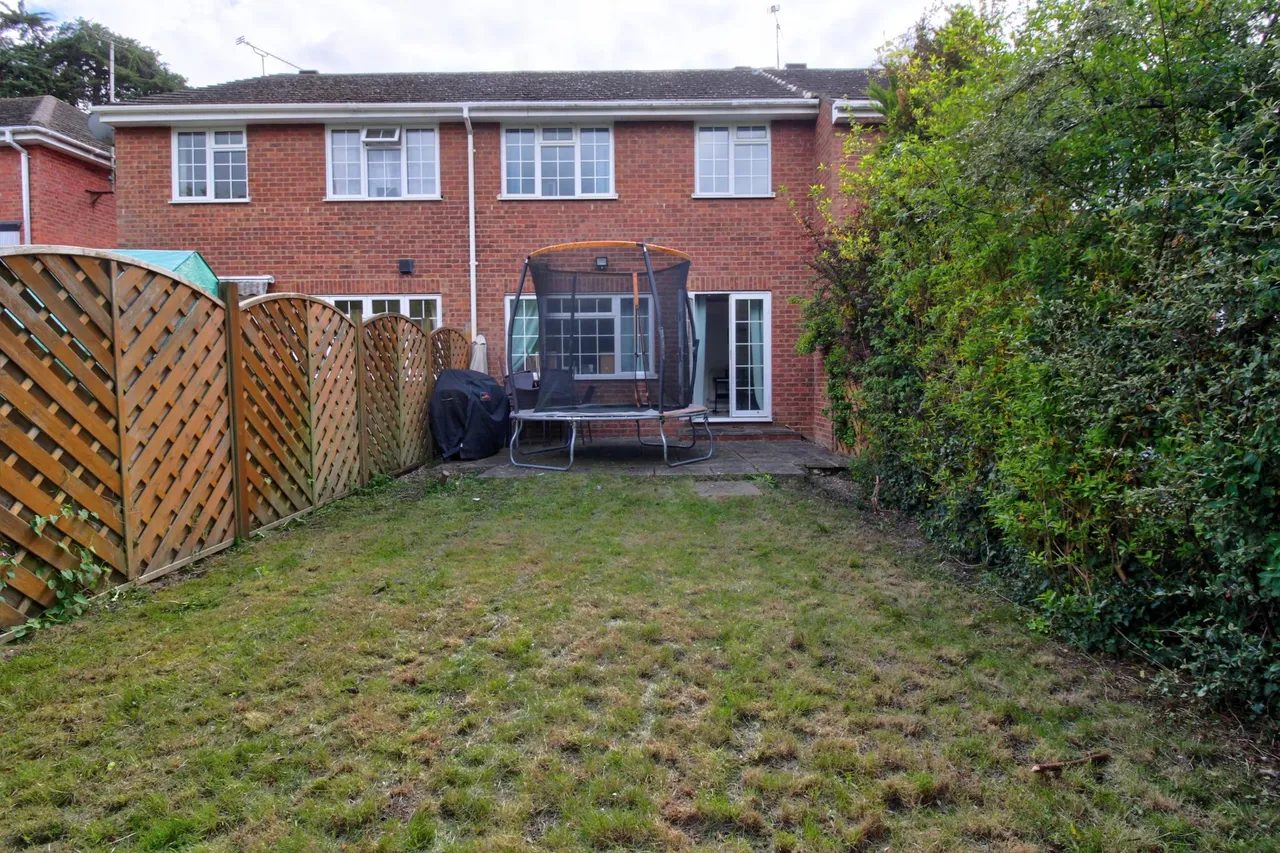 Lenham Close, Wokingham, RG41, photo 19