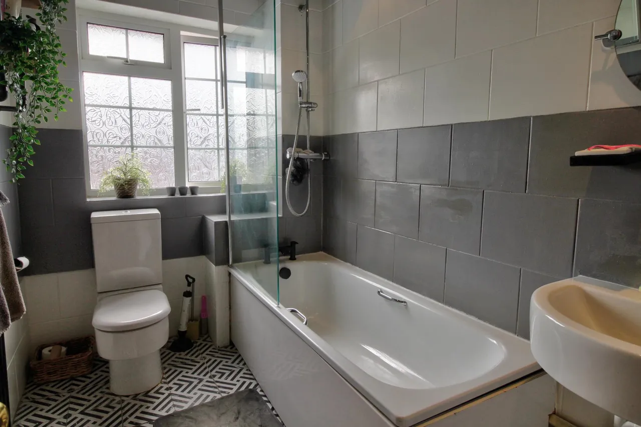 Lenham Close, Wokingham, RG41, photo 16