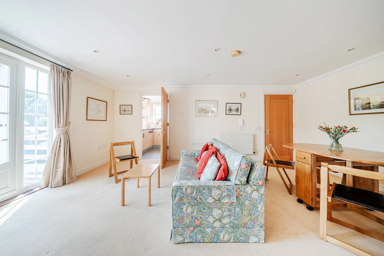 London Road, Marlborough, SN8, photo 4