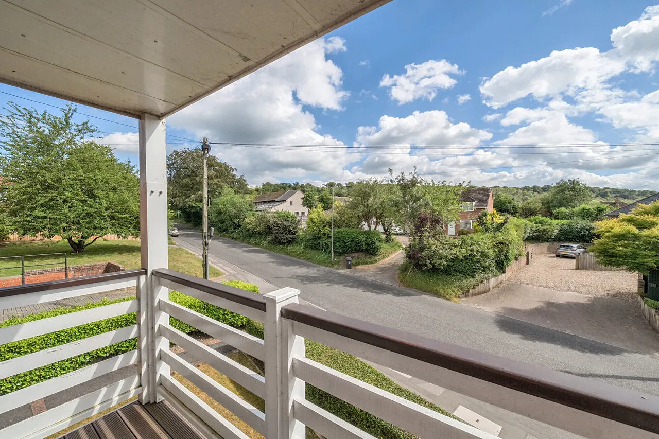 London Road, Marlborough, SN8, photo 3