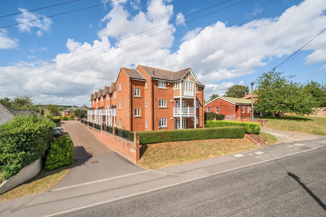 London Road, Marlborough, SN8, photo 10