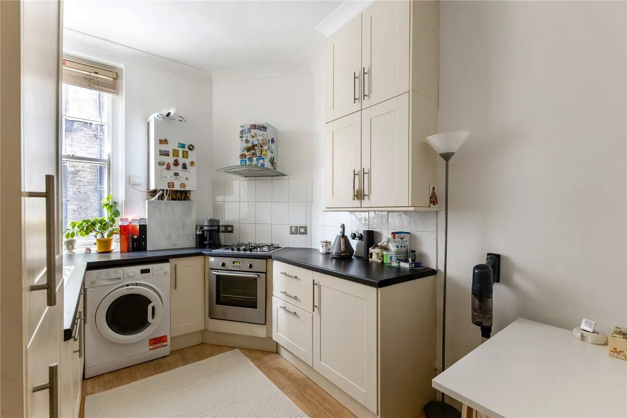 Sutton Lane North, London, W4, photo 5