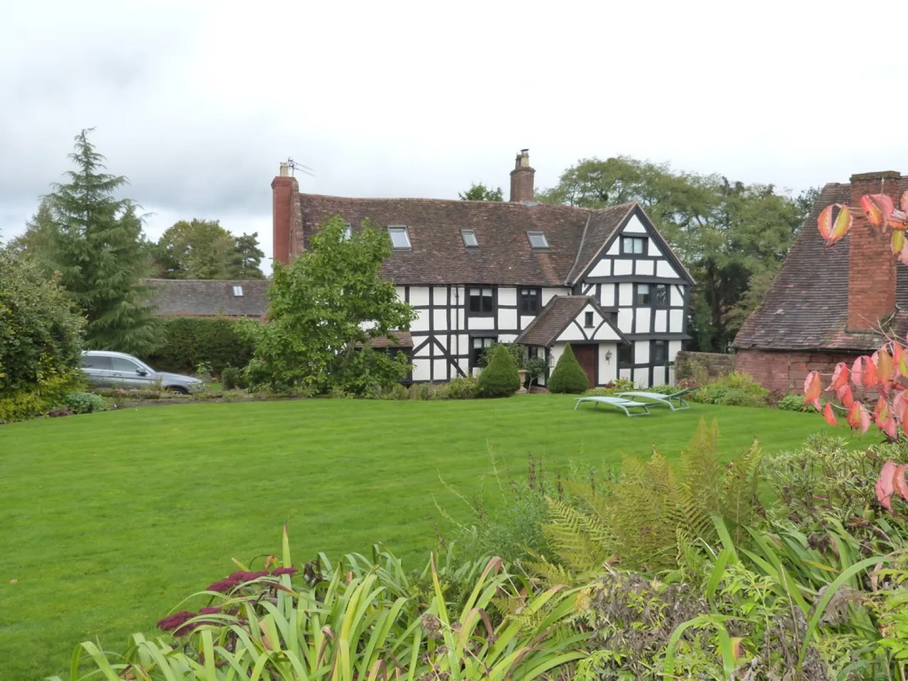Near Ombersley, WR9, photo 13