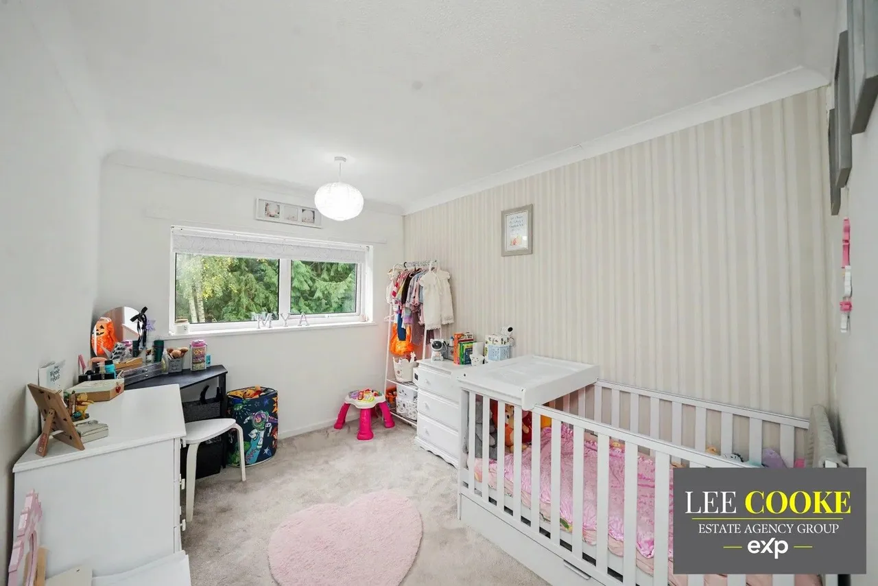 Off Newbridge Crescent, Tettenhall, WV6, photo 18