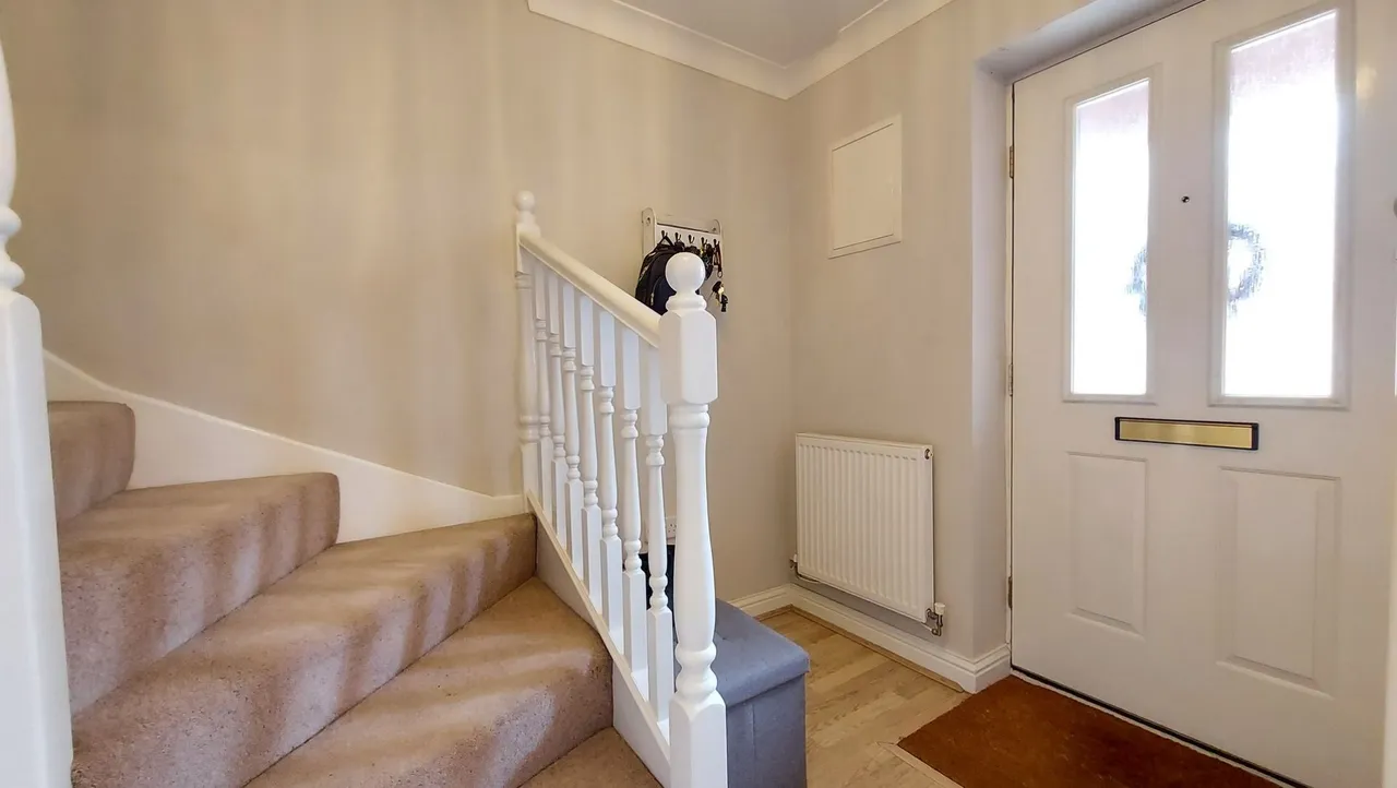 Kestrel Drive, Bourne, PE10, photo 21