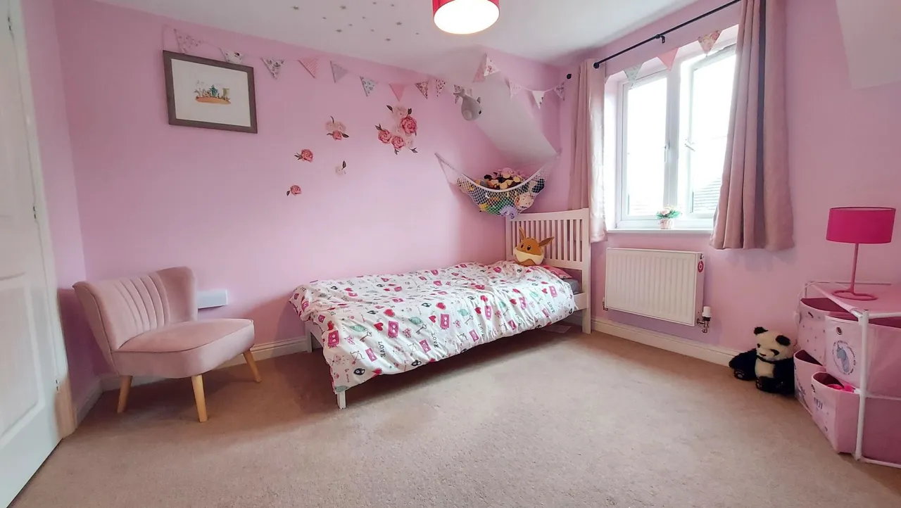 Kestrel Drive, Bourne, PE10, photo 18