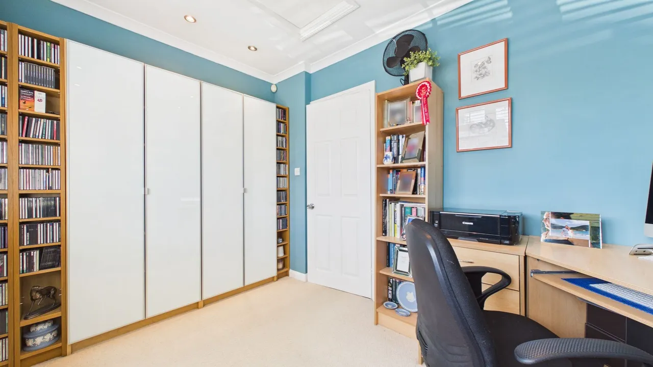 Milton Way, Bretton, Peterborough, PE3, photo 8