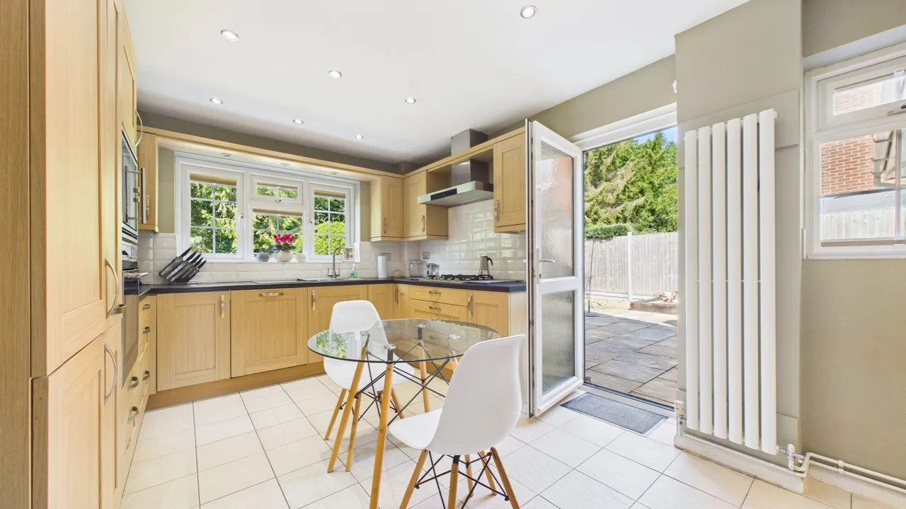 Milton Way, Bretton, Peterborough, PE3, photo 5