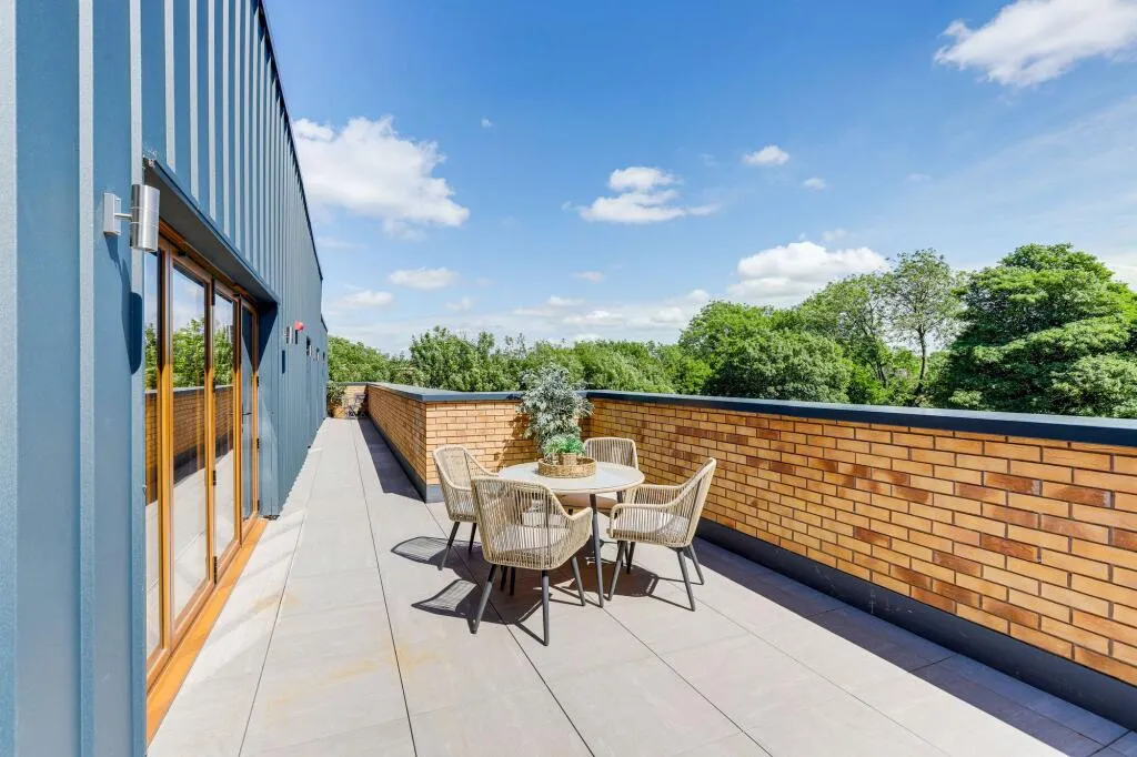 Clock Tower Apartments, Rock Valley, NG18, photo 11