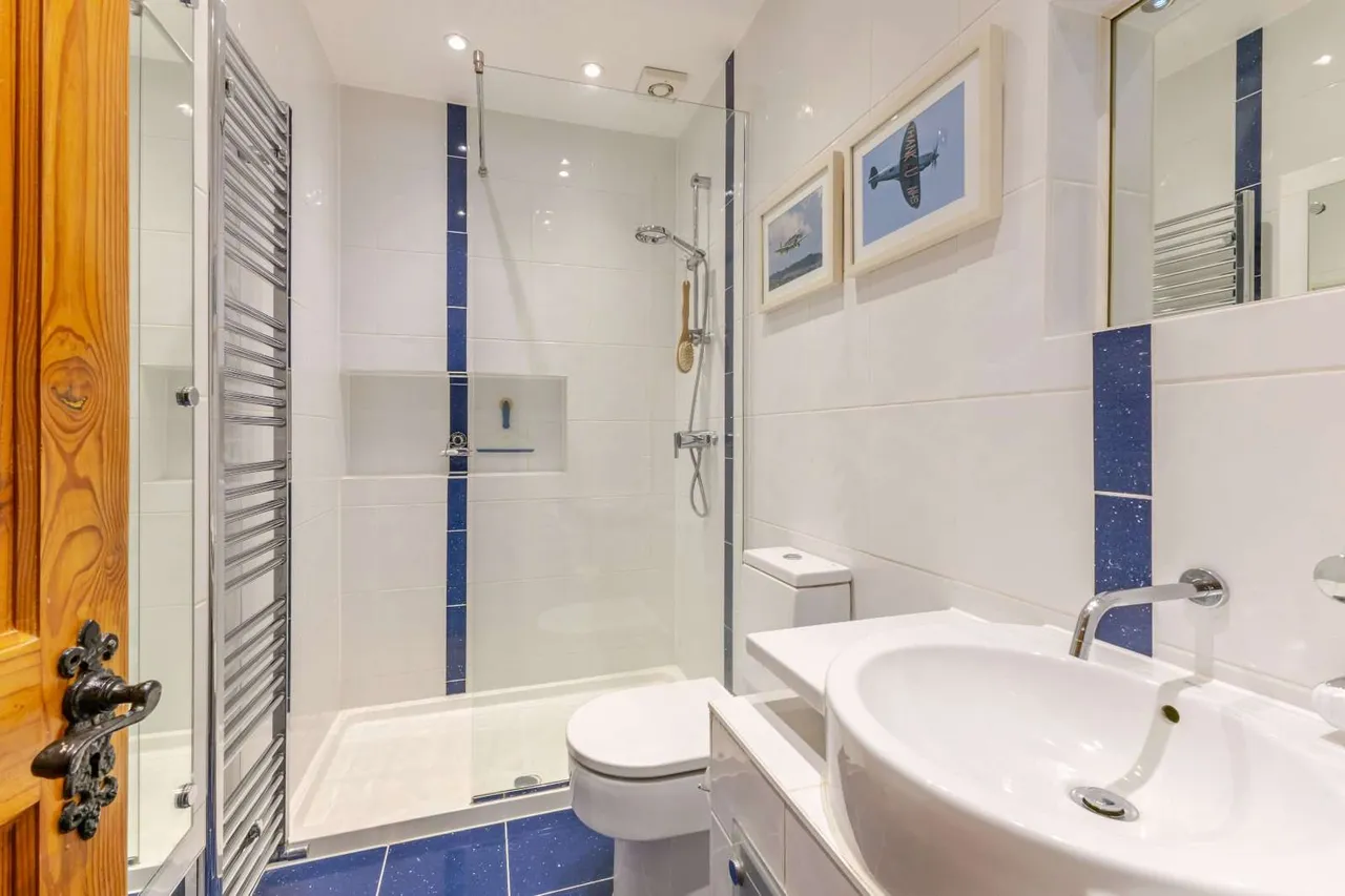 Mill Road, Marlow, SL7, photo 17