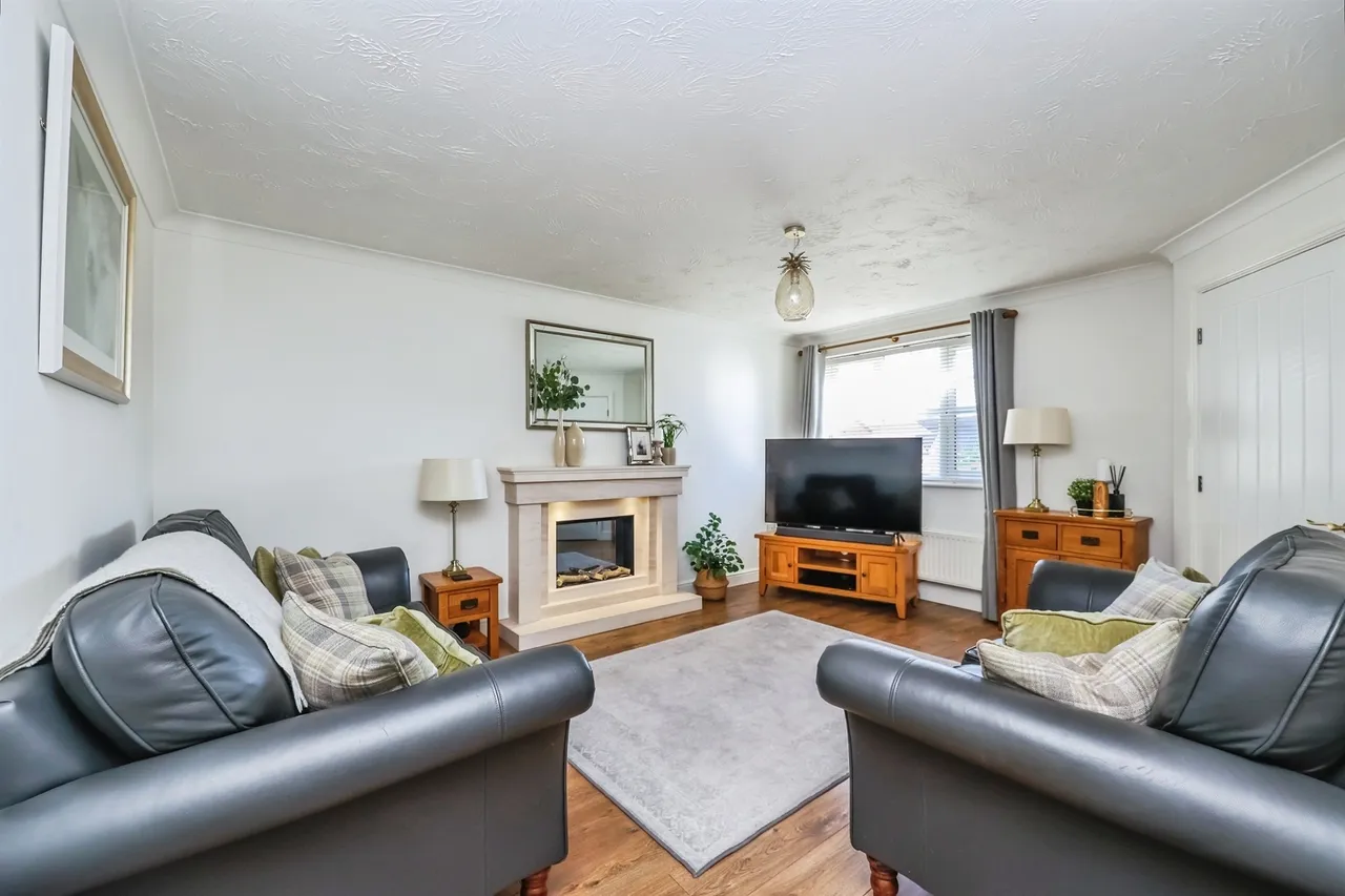 Sparrow Close, Ilkeston, DE7, photo 12