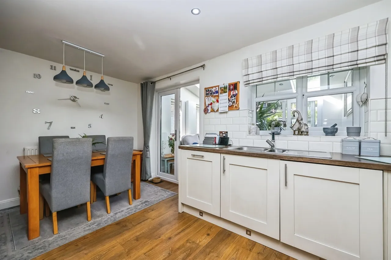 Sparrow Close, Ilkeston, DE7, photo 8