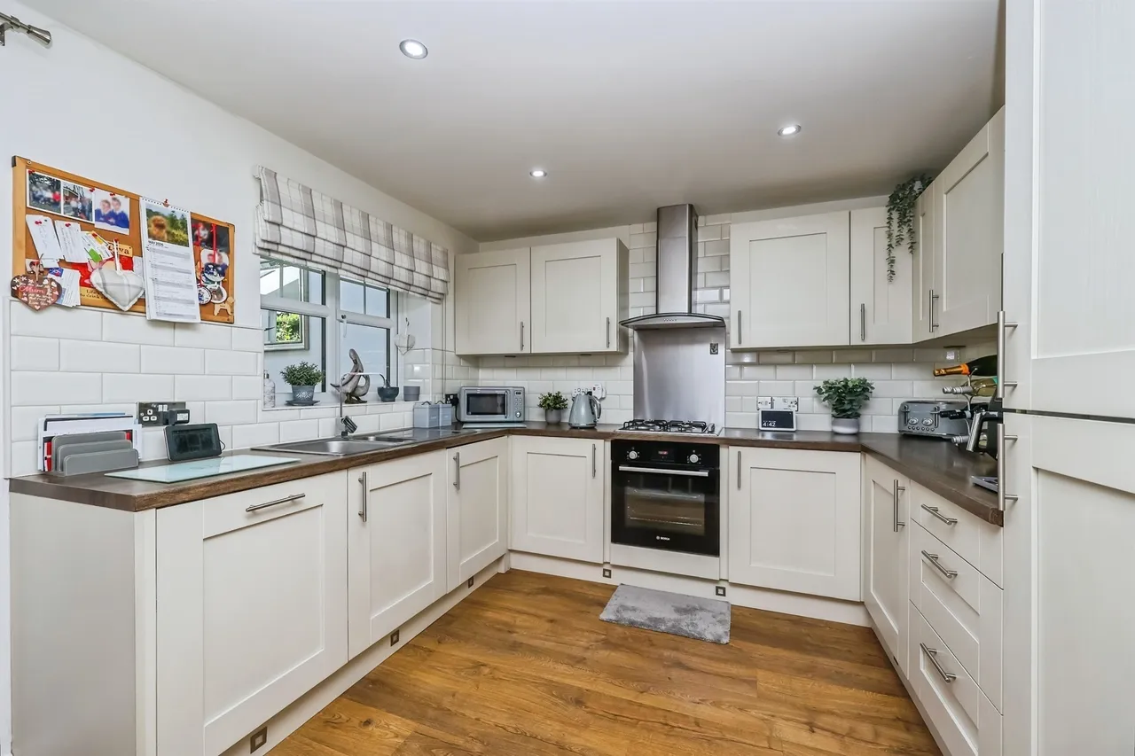 Sparrow Close, Ilkeston, DE7, photo 6