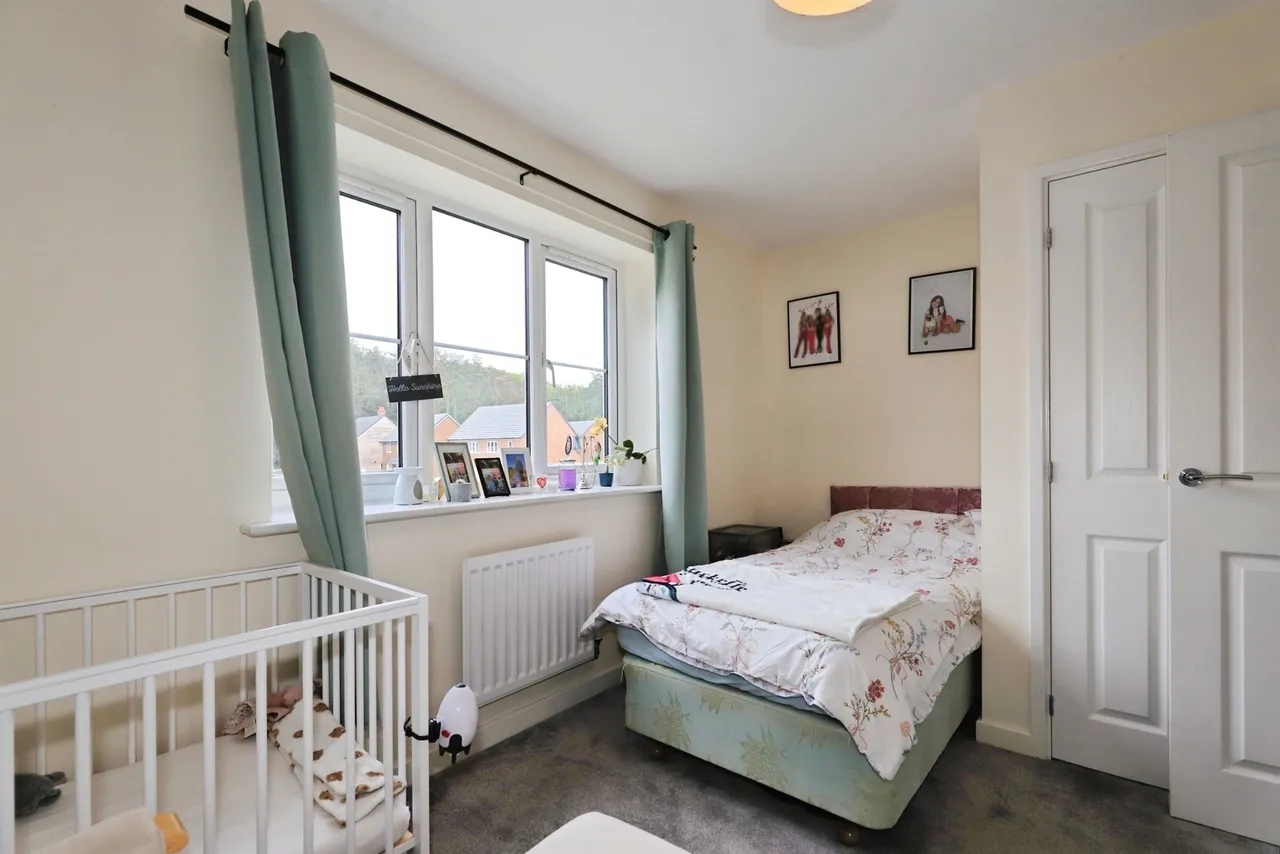 Crocus Way, Lea Castle, Kidderminster, photo 12