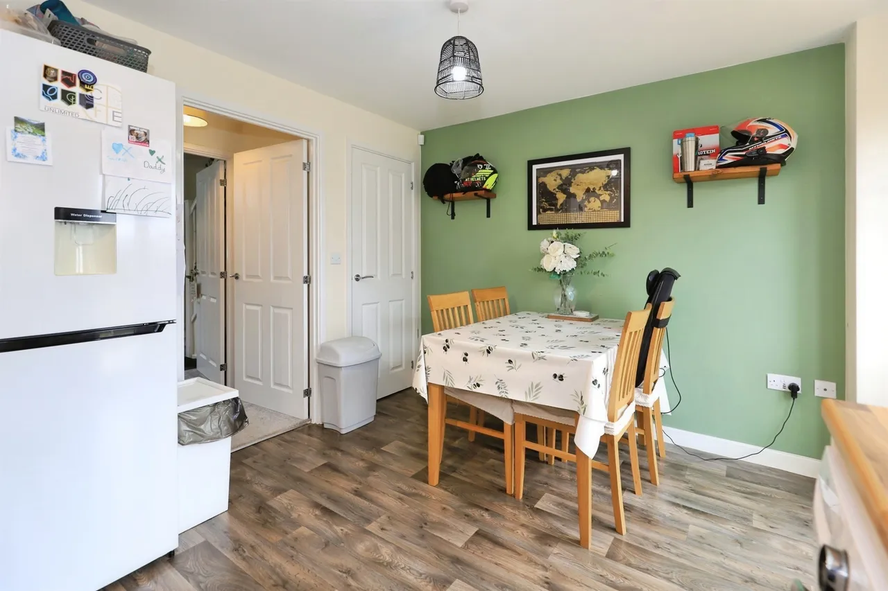 Crocus Way, Lea Castle, Kidderminster, photo 5