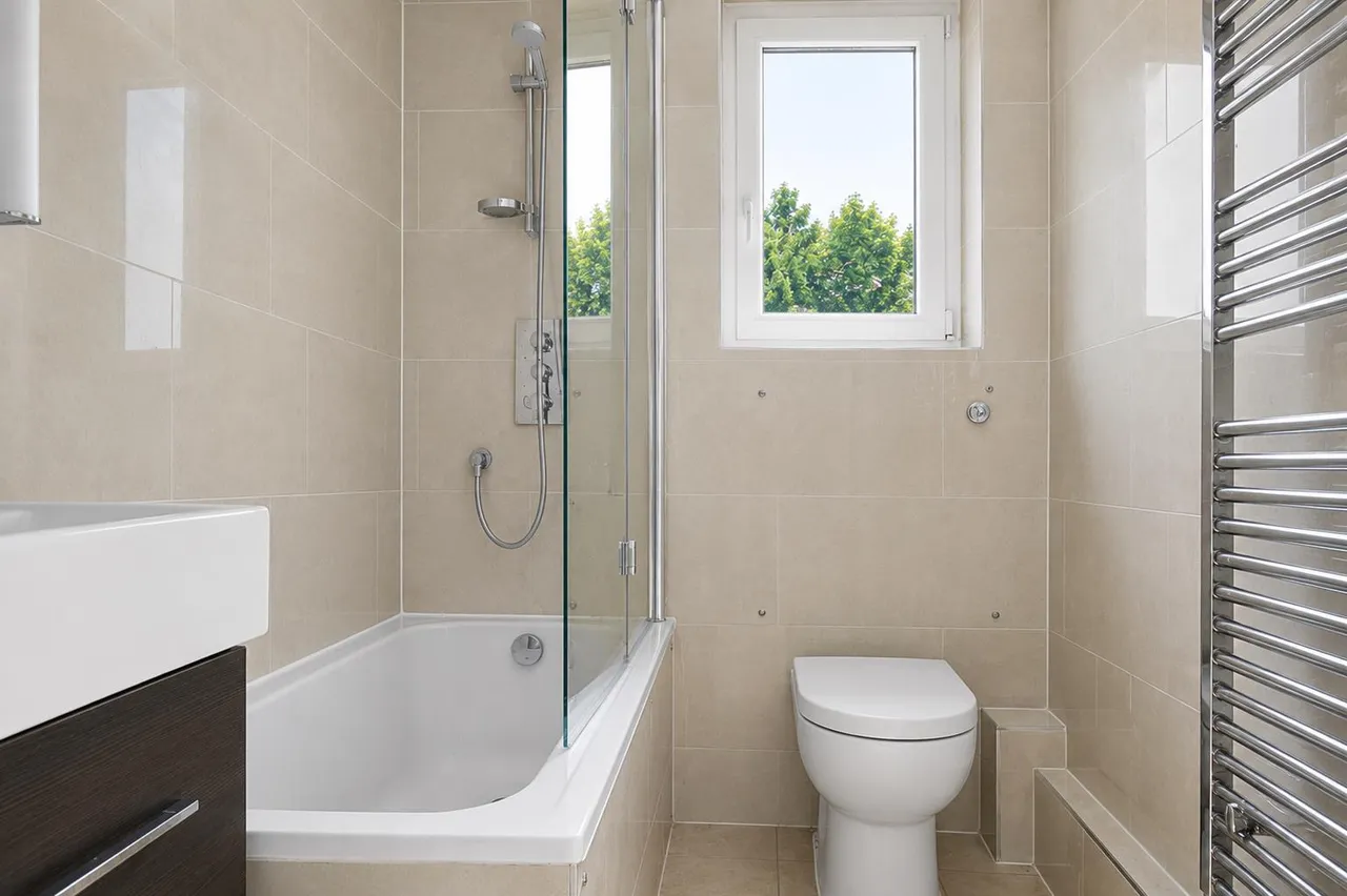 Upper Richmond Road, Putney, SW15, photo 4