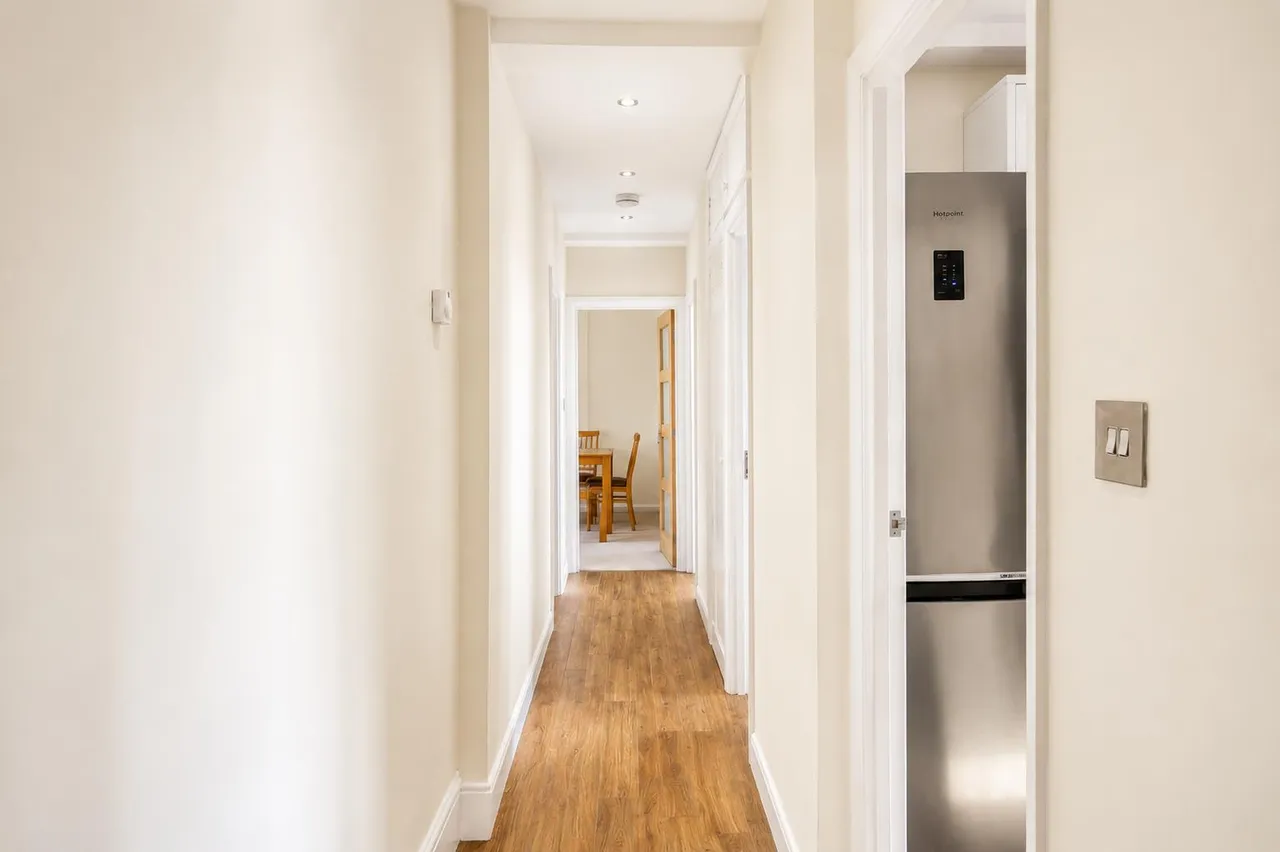 Upper Richmond Road, Putney, SW15, photo 6