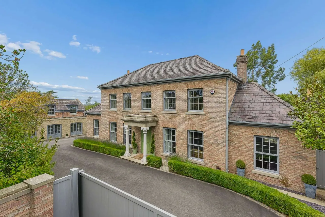 7 bed house for sale, Priest Lane, Mottram St. Andrew, SK10