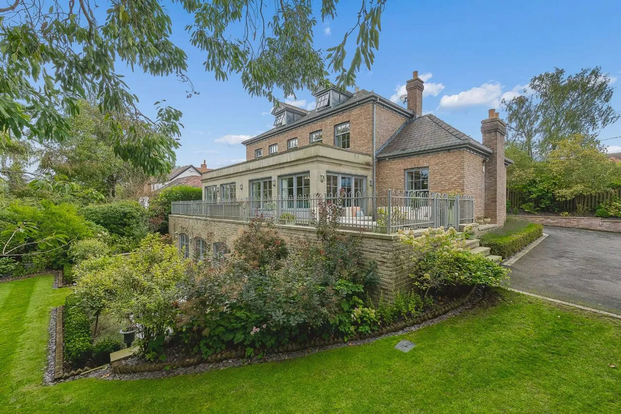 Priest Lane, Mottram St. Andrew, SK10, photo 37