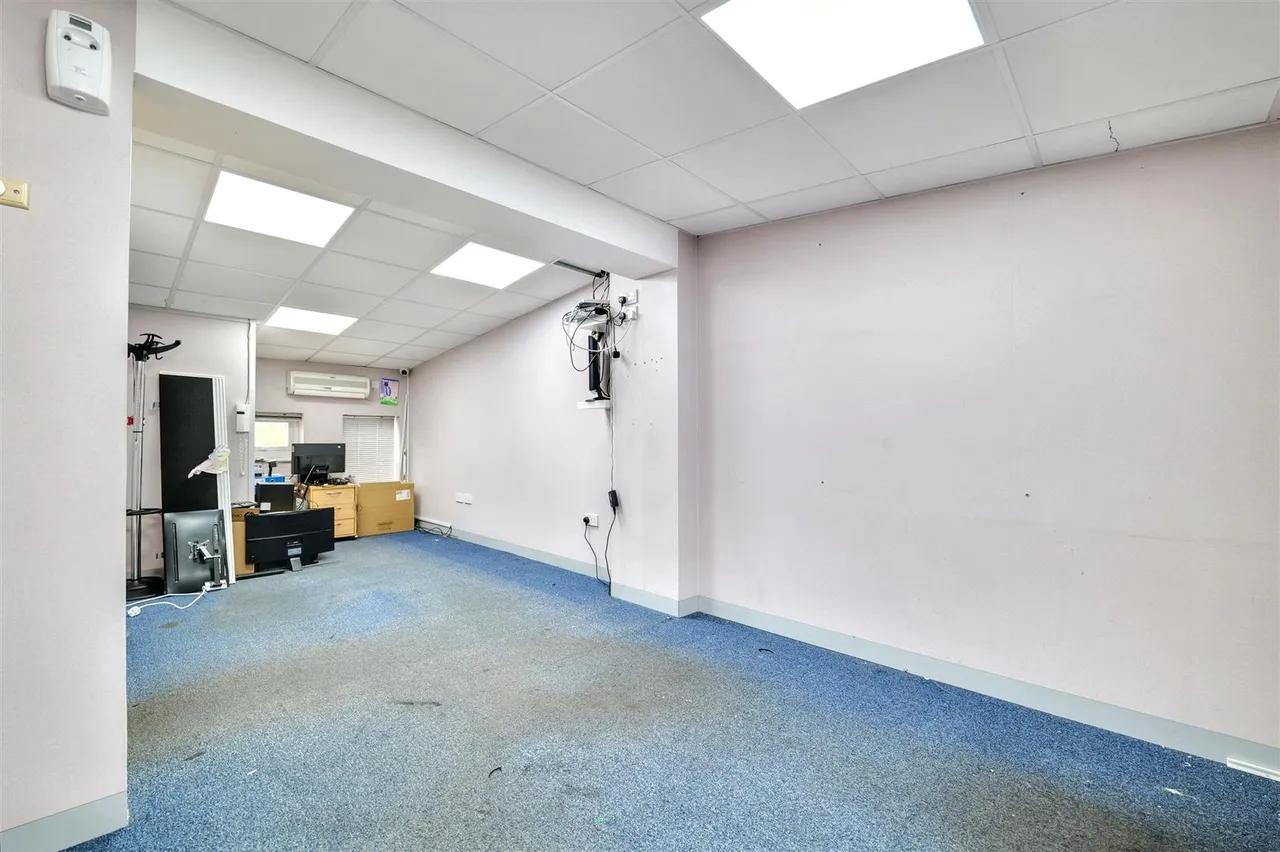 Pool Road, Nuneaton, photo 5