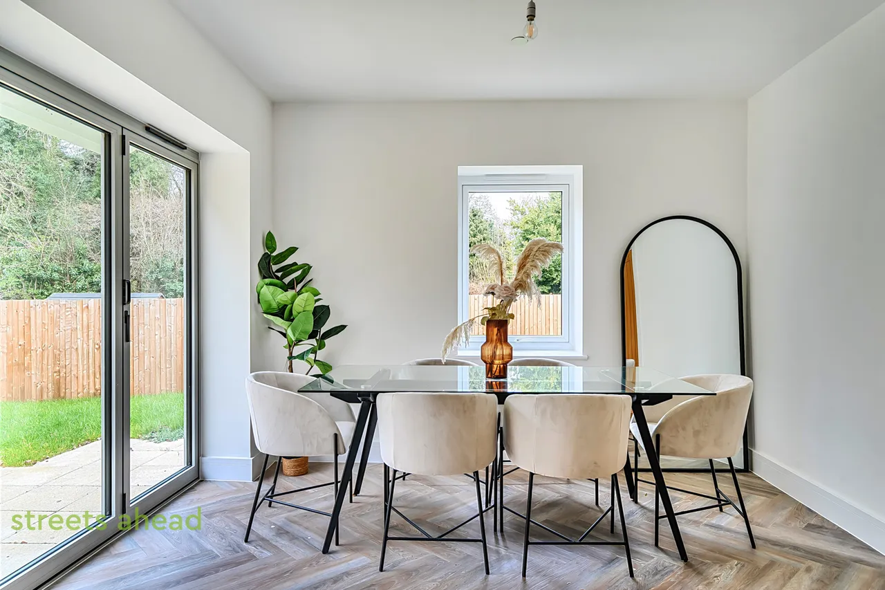 Fairoak Close, Kenley, CR8, photo 18